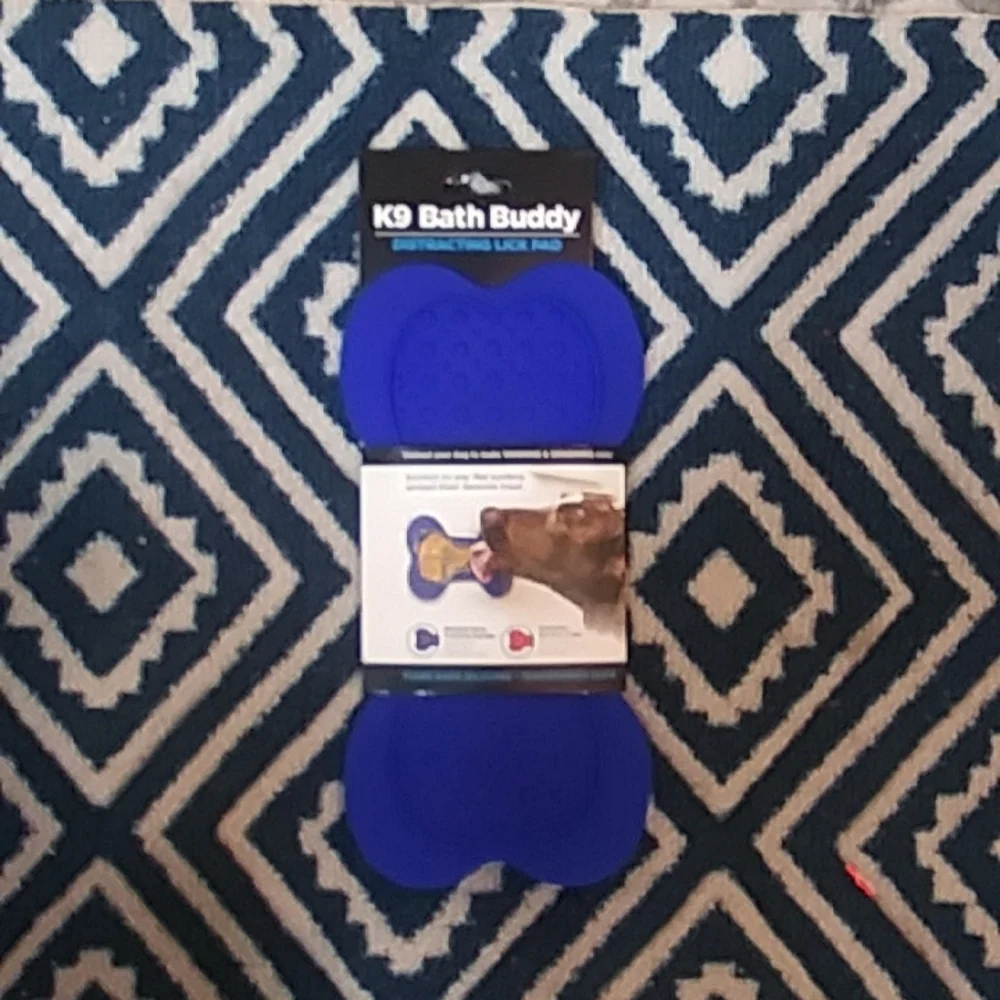 K9 Bath Buddy distracting lick pad